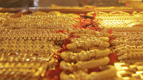 "ราคาทอง" เปิดตลาดเช้าวันนี้ พุ่งพรวด ทองแท่งขายออกบาทละ 24,800