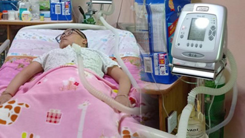 วอนต่อลมหายใจ น้องวุ้น สาว 19 ปี พิการติดเตียง เจอพิษโควิดขาดรายได้ - เครื่องช่วยหายใจชำรุด