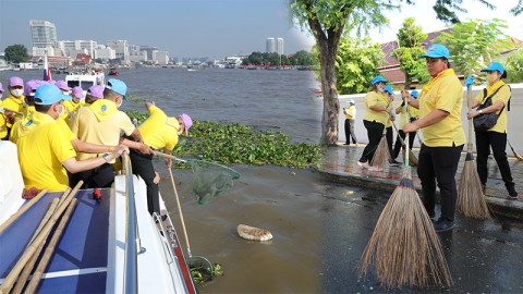 จิตอาสา "เราทำความ ดี เพื่อชาติ ศาสน์ กษัตริย์" ลุยล้างถนน ล่องเรือเก็บขยะ สร้างจิตสาธารณะในสังคมไทย!!