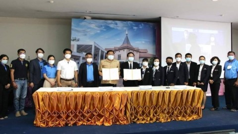 ม.ราชมงคลล้านนา ลงนามบันทึกข้อตกลงความร่วมมือด้านบริการวิชาการ กับ สำนักงานกองทุนหมู่บ้านและชุมชนเมืองแห่งชาติ